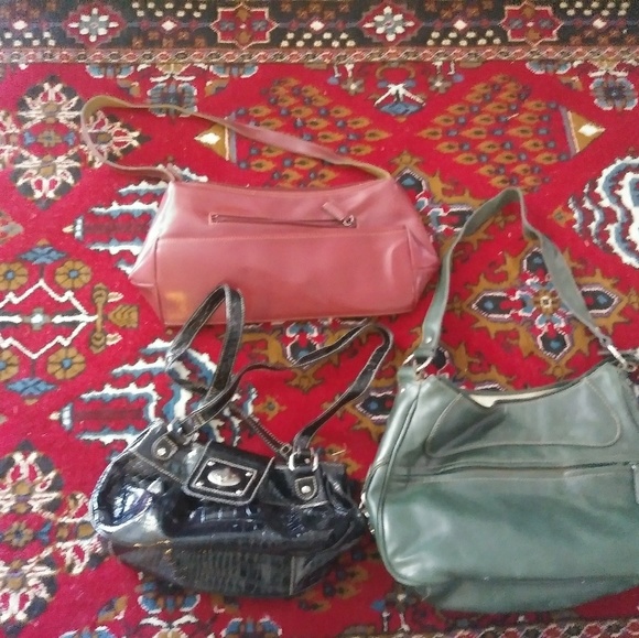 Purses - Picture 2 of 7